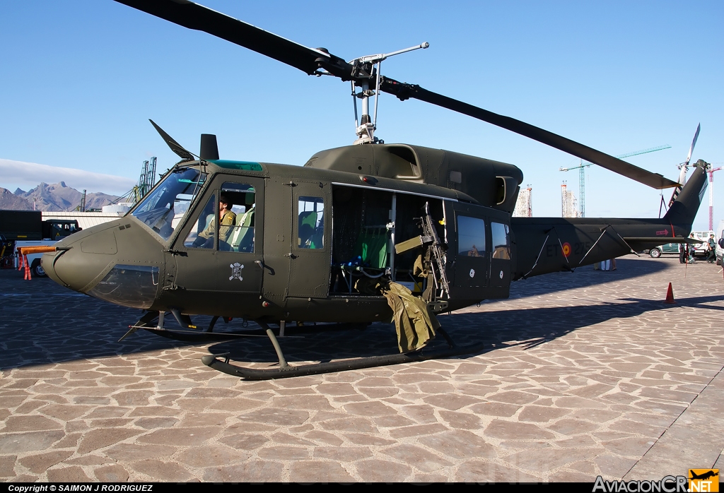 HU.18-14 - Ausgusta - Bell AB - 212AM - Armada Española