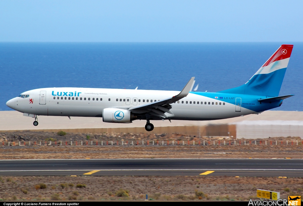 LX-LGT - Boeing 737-8K5 - LUXAIR