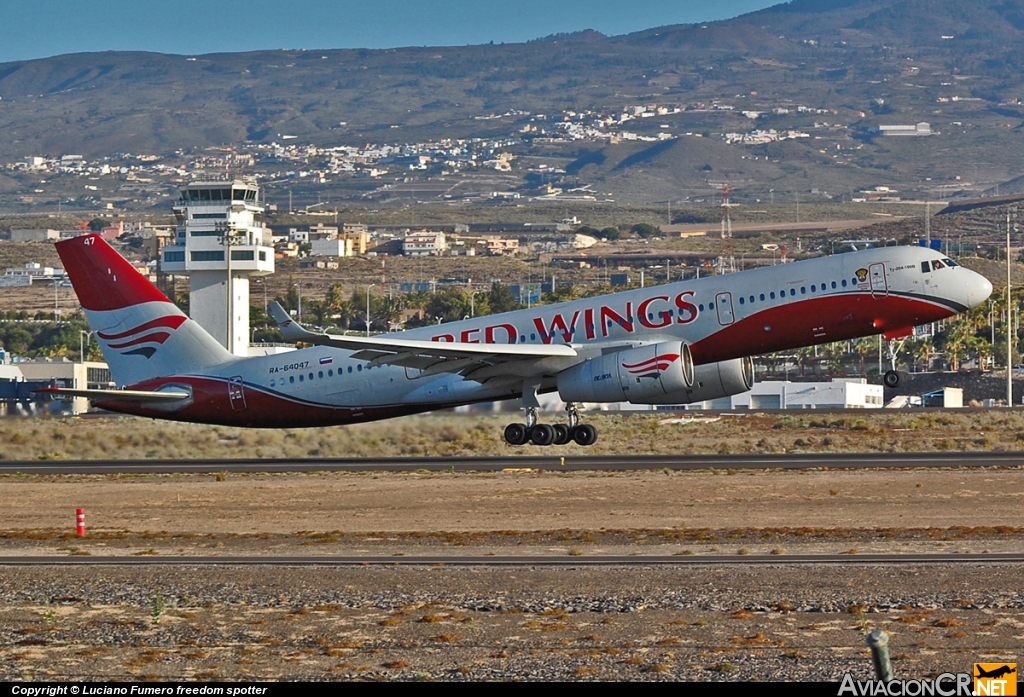 RA-64047 - Tupolev Tu-204-100B - Red Wings