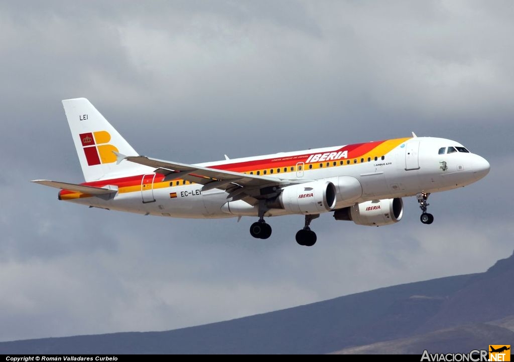 EC-LEI - Airbus A319-111 - Iberia