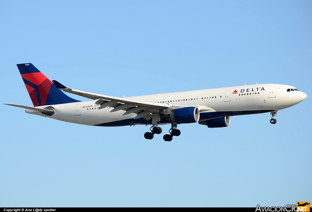 N854NW - Airbus A330-223 - Delta Airlines