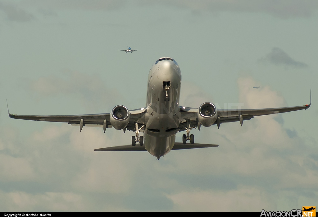 PR-VBK - Boeing 737-8EH - Varig