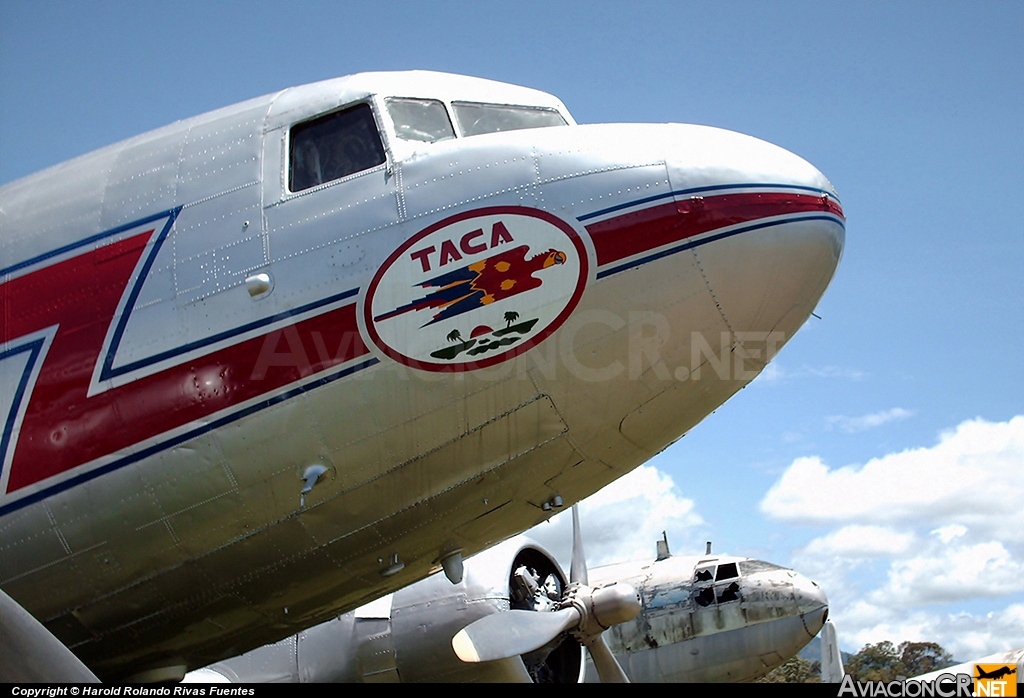 XH-TAZ - Douglas C-47A Skytrain - TACA