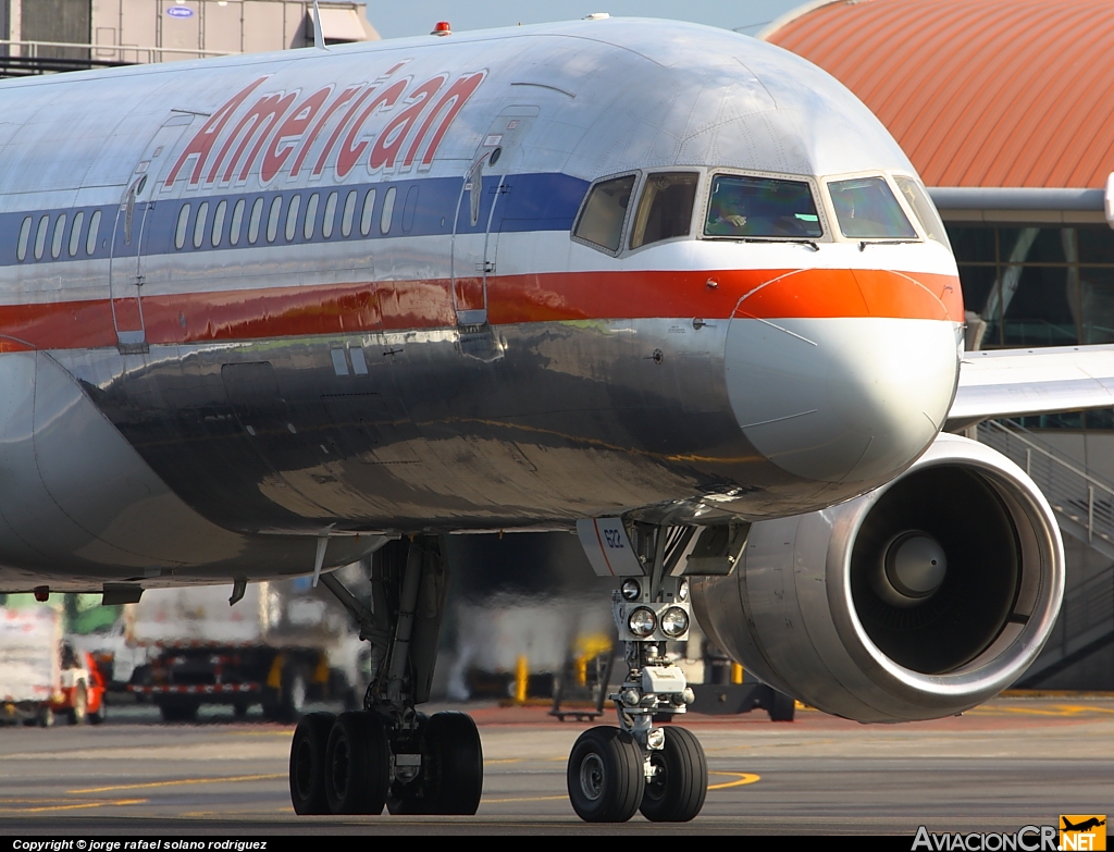 N622AA - Boeing 757-223 - American Airlines