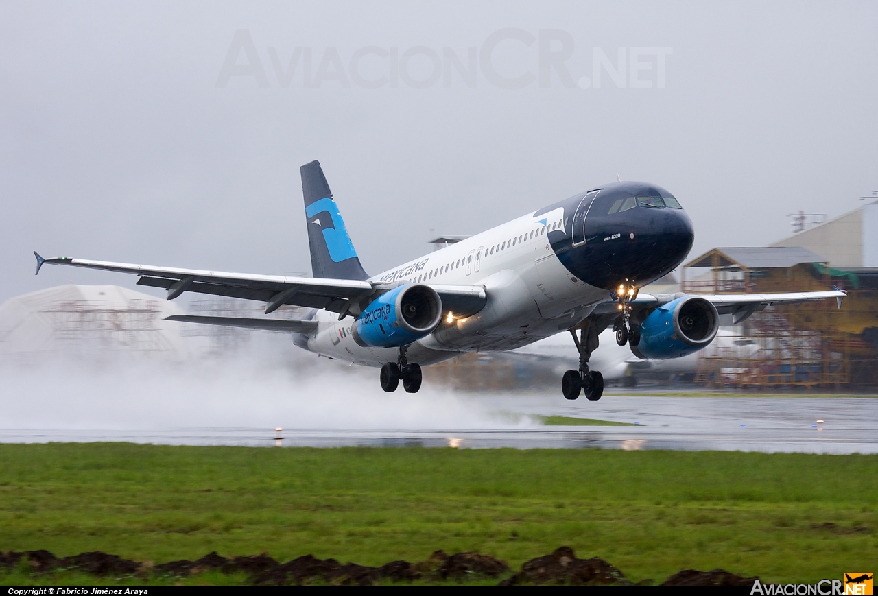 N369MX - Airbus A320-231 - Mexicana