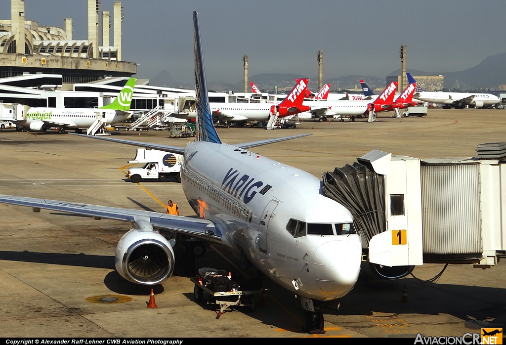 PR-VBY - Boeing 737-73A - Varig