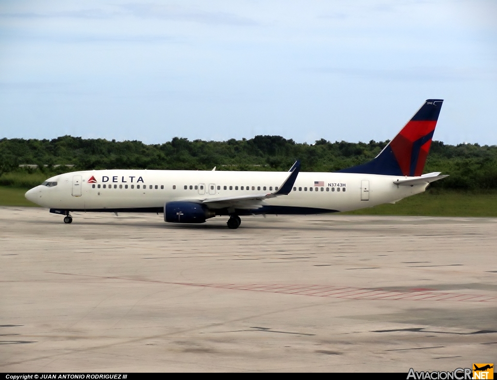 N3743H - Boeing 737-832 - Delta Airlines