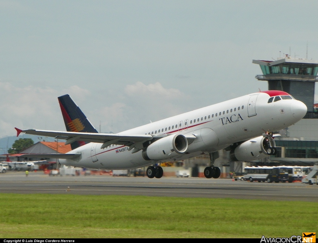 N495TA - Airbus A320-233 - TACA