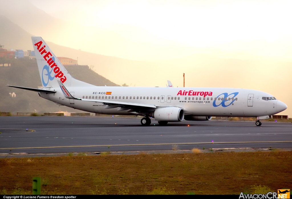 EC-KCG - Boeing 737-85P - Air Europa