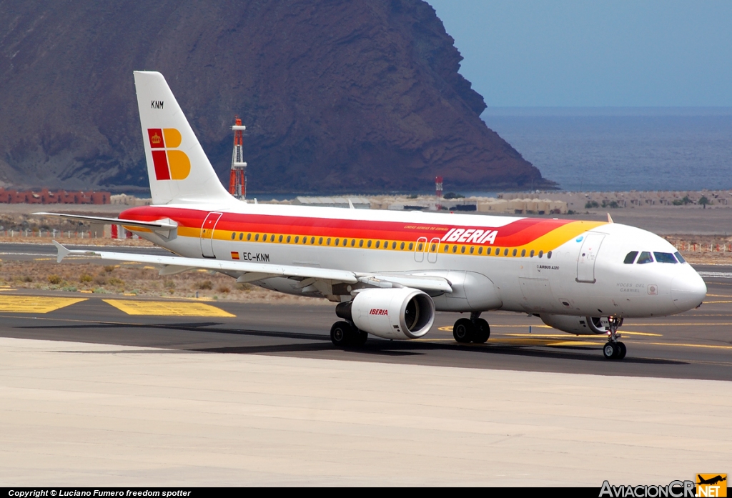 EC-KNM - Airbus A320-214 - Iberia