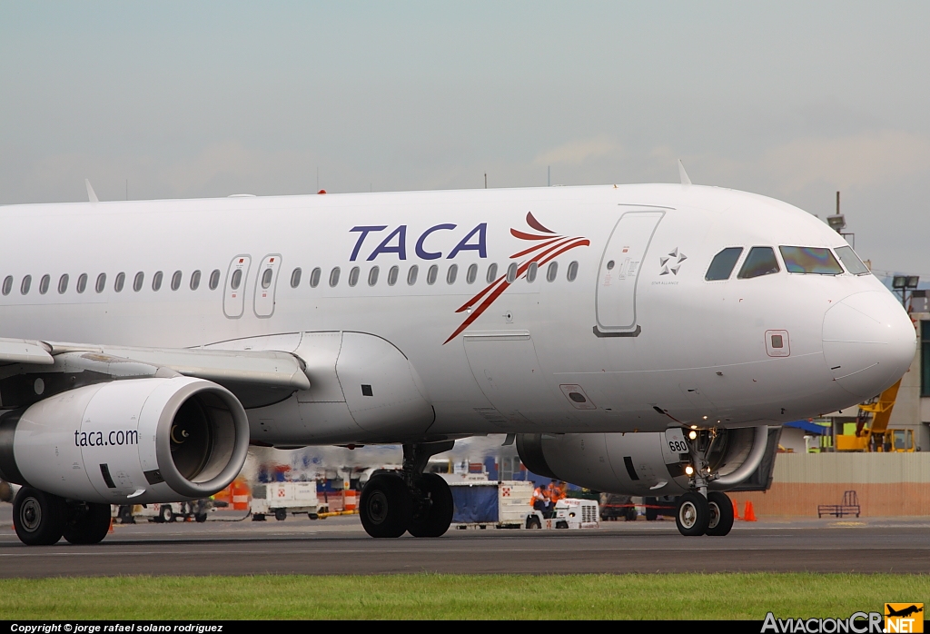 N680TA - Airbus A320-233 - TACA