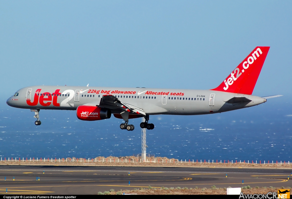 G-LSAA - Boeing 757-236 - Jet2.com