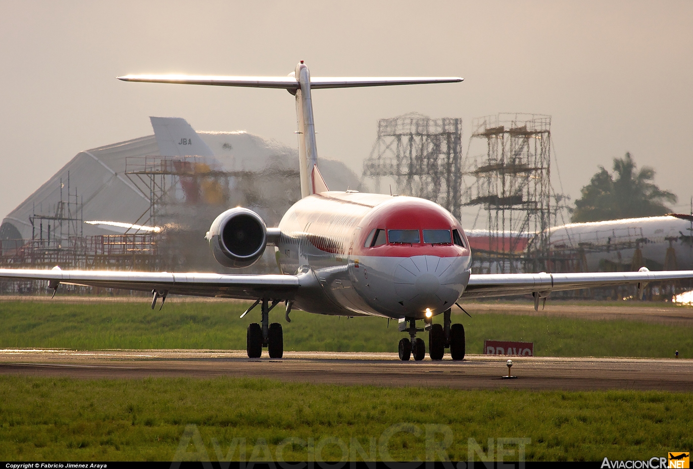 HK-4578 - Fokker 100 - Avianca Colombia