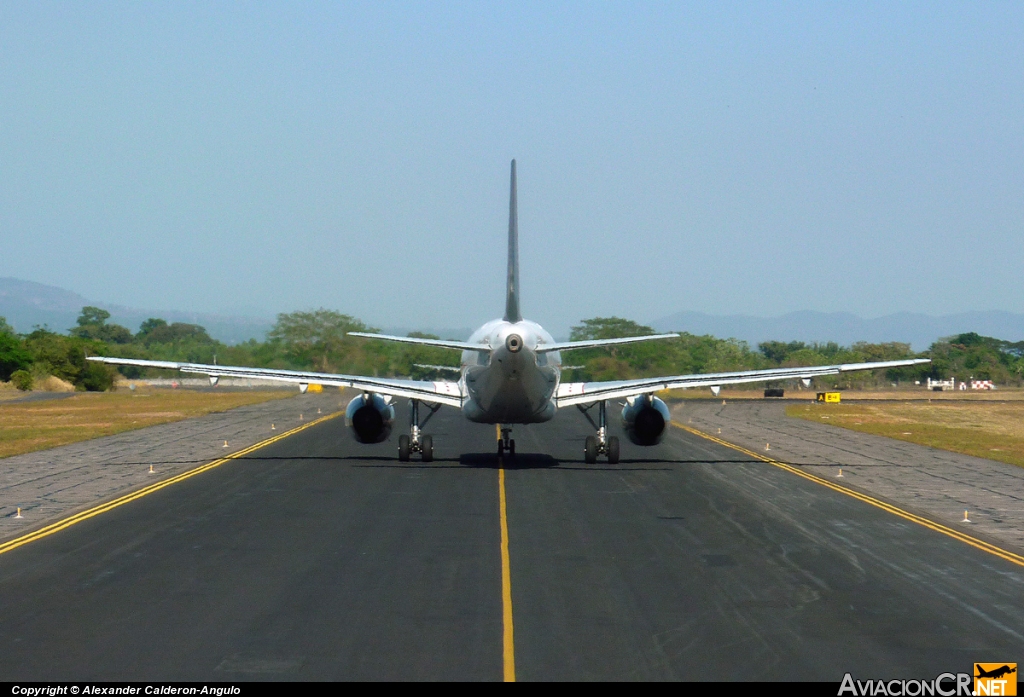 N492TA - Airbus A320-233 - TACA