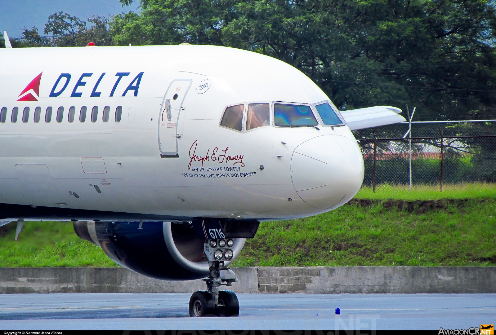 N6716C - Boeing 757-232 - Delta Air Lines