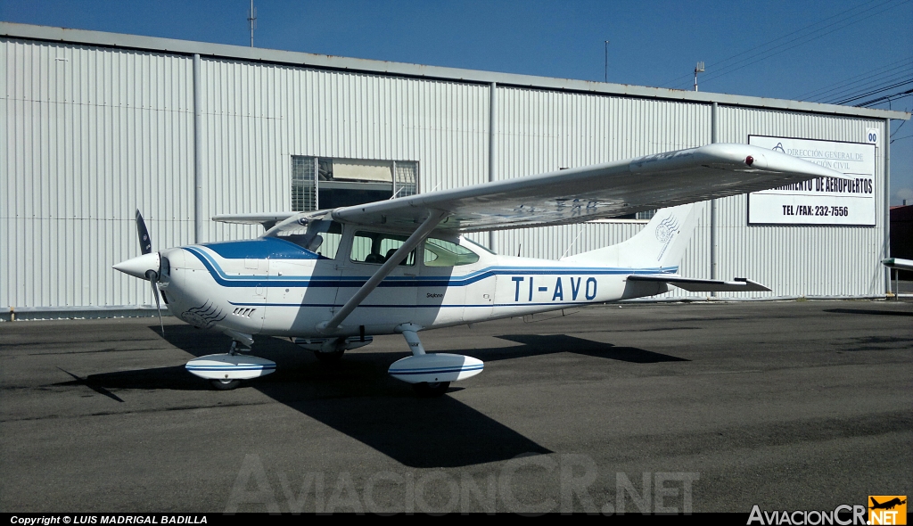 TI-AVO - Cessna 182P Skylane - Aerotour