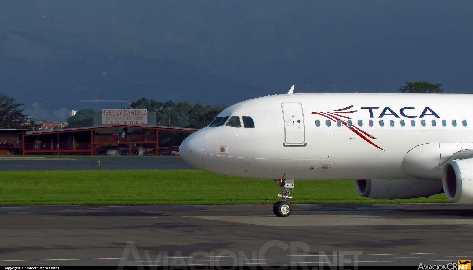 N683TA - Airbus A320-233 - TACA