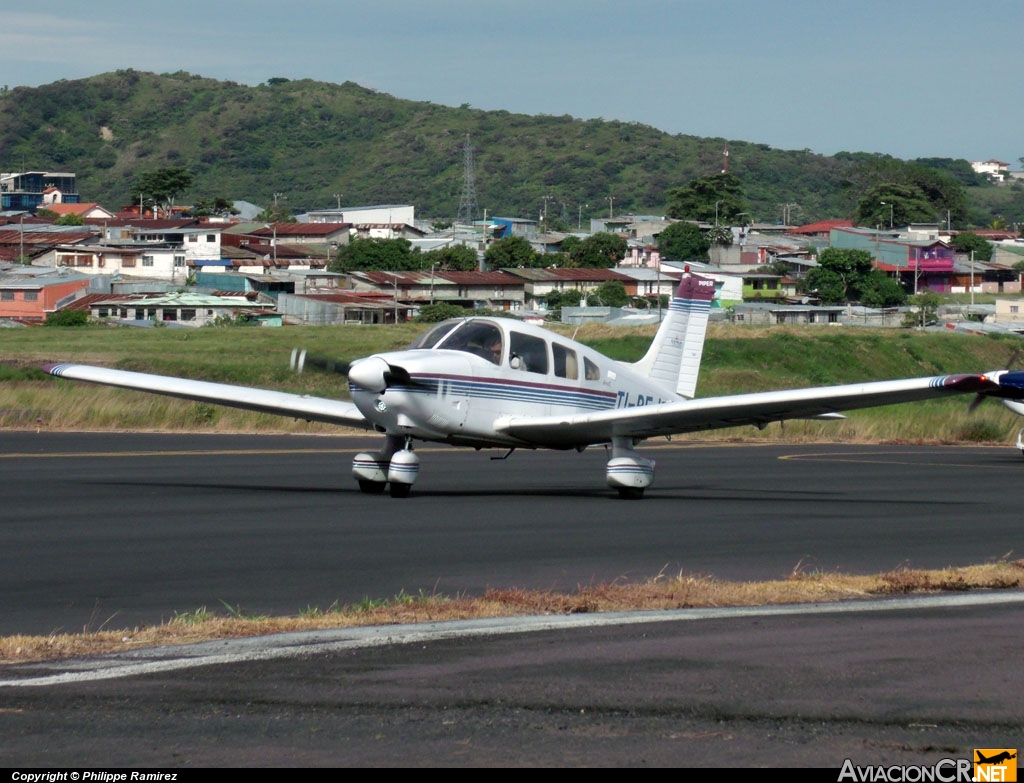 TI-BEJ - Piper PA-28-181 Archer II - CPEA - Escuela de Aviación