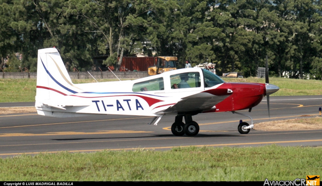 TI-ATA - Grumman American AA-5A Cheetah - ECDEA - Escuela Costarricense de Aviación
