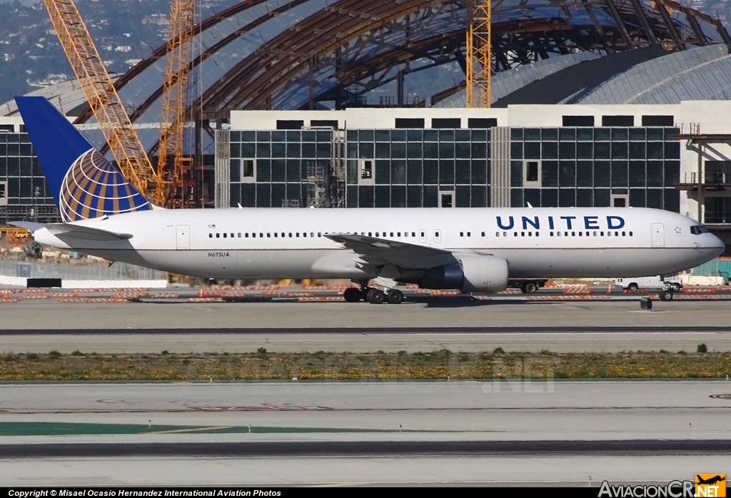 N675UA - Boeing 767-322/ER - United Airlines