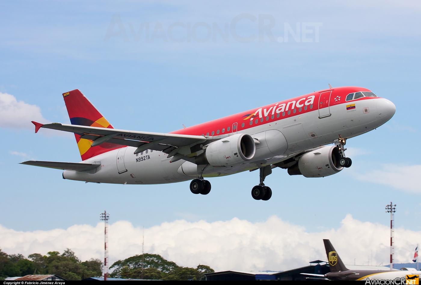 N992TA - Airbus A319-112 - Avianca