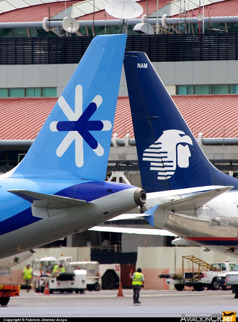 XA-VTA - Airbus A320-214 - Interjet