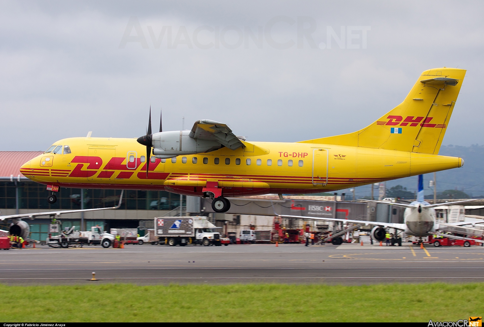 TG-DHP - ATR-42-300(F) - DHL