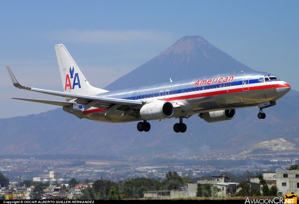 N927AN - Boeing 737-823 - American Airlines