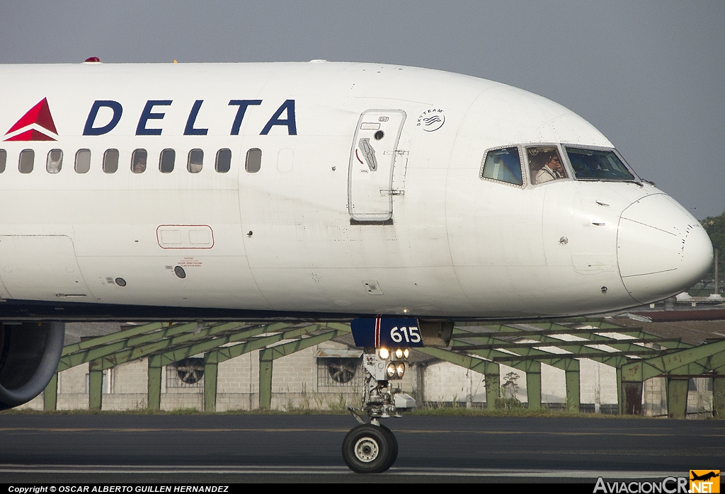 N615DL - Boeing 757-232 - Delta Air Lines