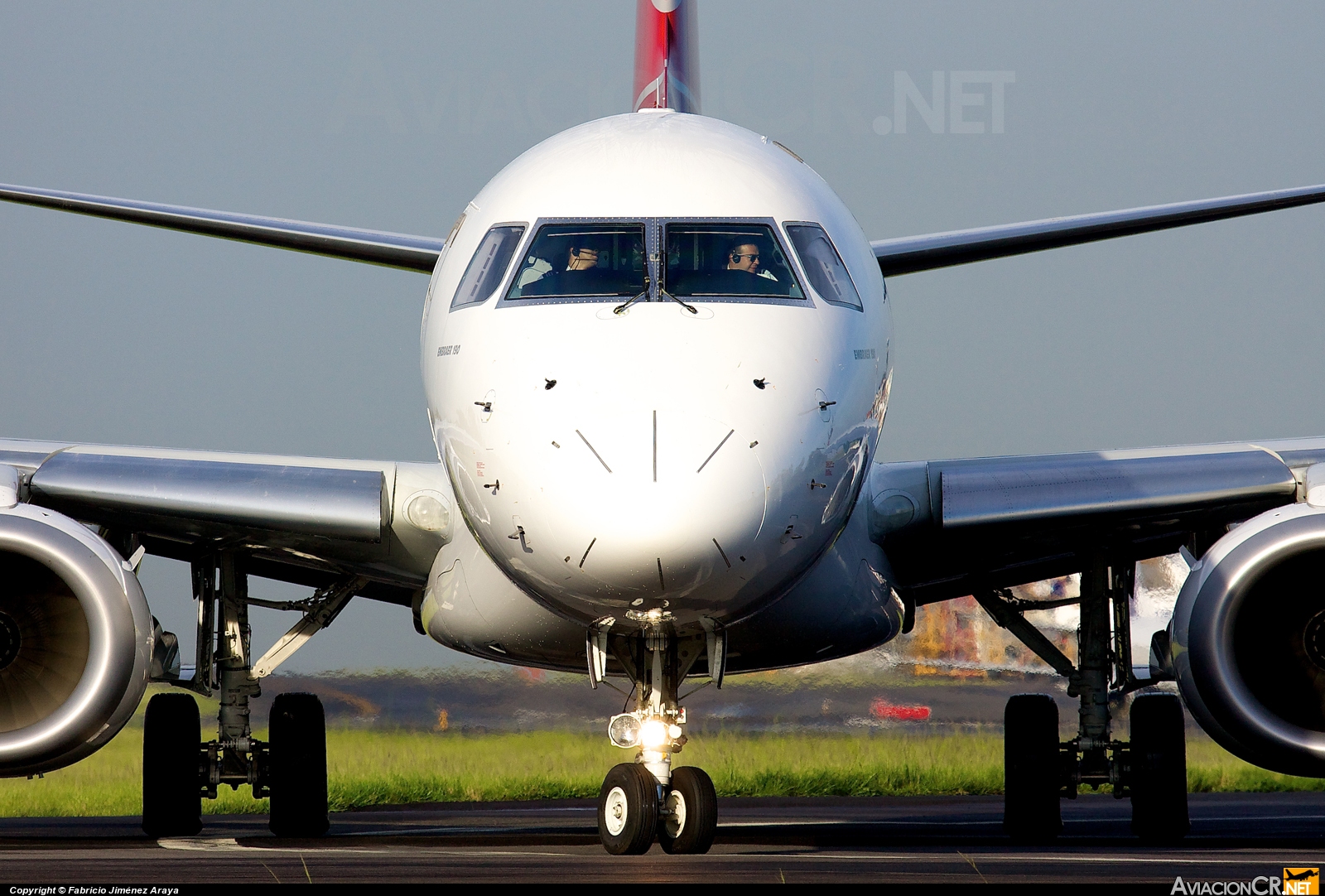 N984TA - Embraer 190-100IGW - TACA