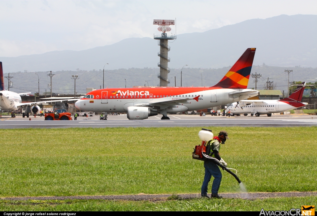 N598EL - Airbus A318-111 - Avianca