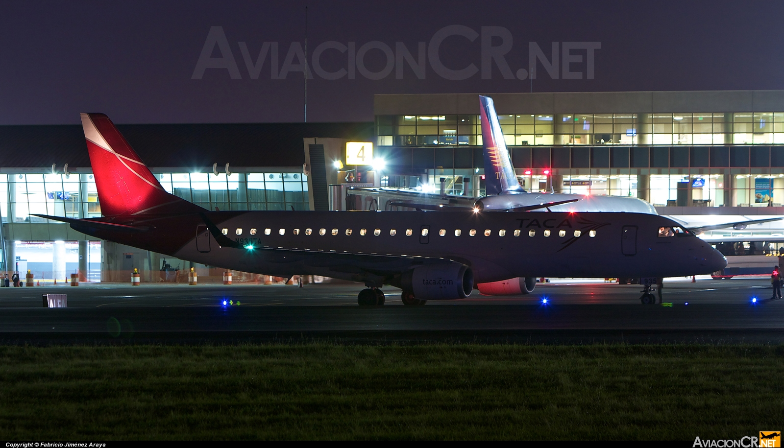 N935TA - Embraer 190-100IGW - TACA