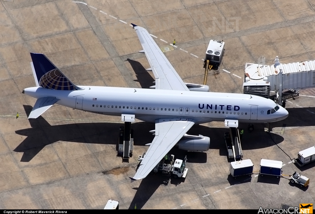 N471UA - Airbus A320-232 - United Airlines