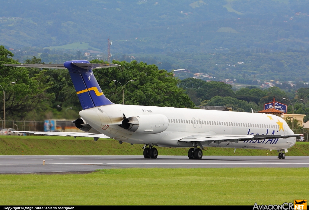 PJ-MDA - McDonnell Douglas MD-83 (DC-9-83) - Insel Air