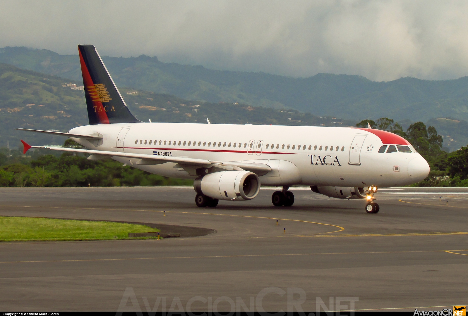 N498TA - Airbus A320-233 - TACA