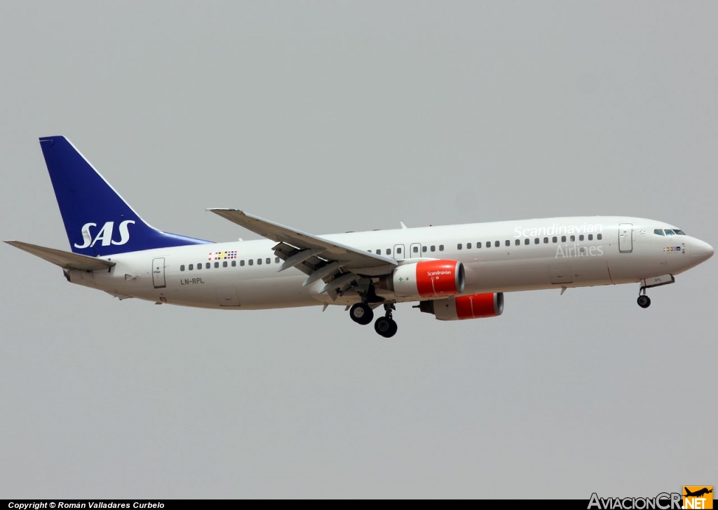 LN-RPL - Boeing 737-883 - SAS