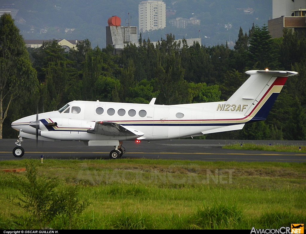 N123AF - Beechcraft B300 King Air - Aerobell