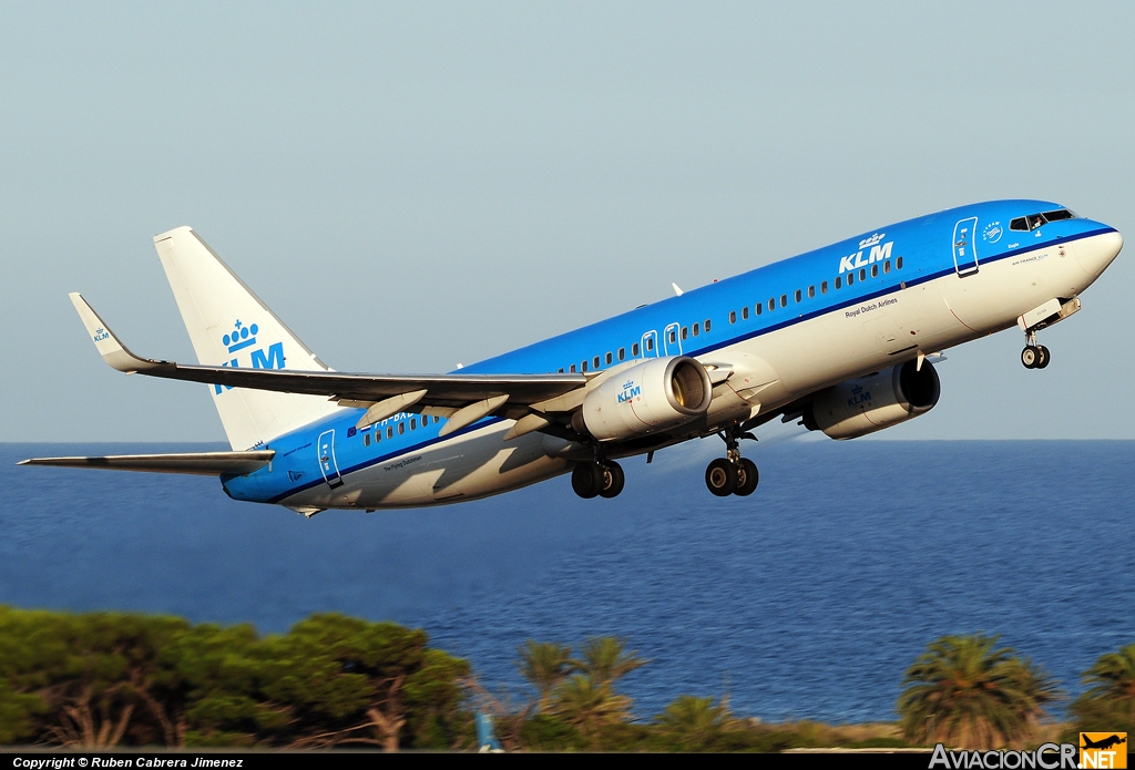 PH-BXD - Boeing 737-8K2 - KLM - Royal Dutch Airlines
