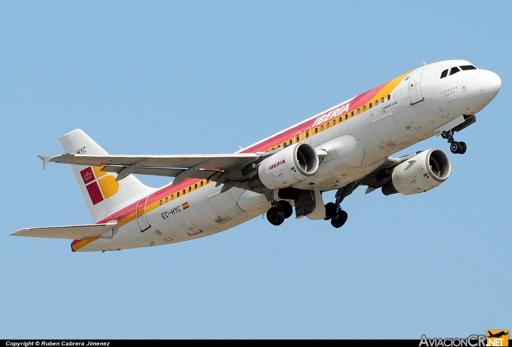 EC-HYC - Airbus A320-214 - Iberia