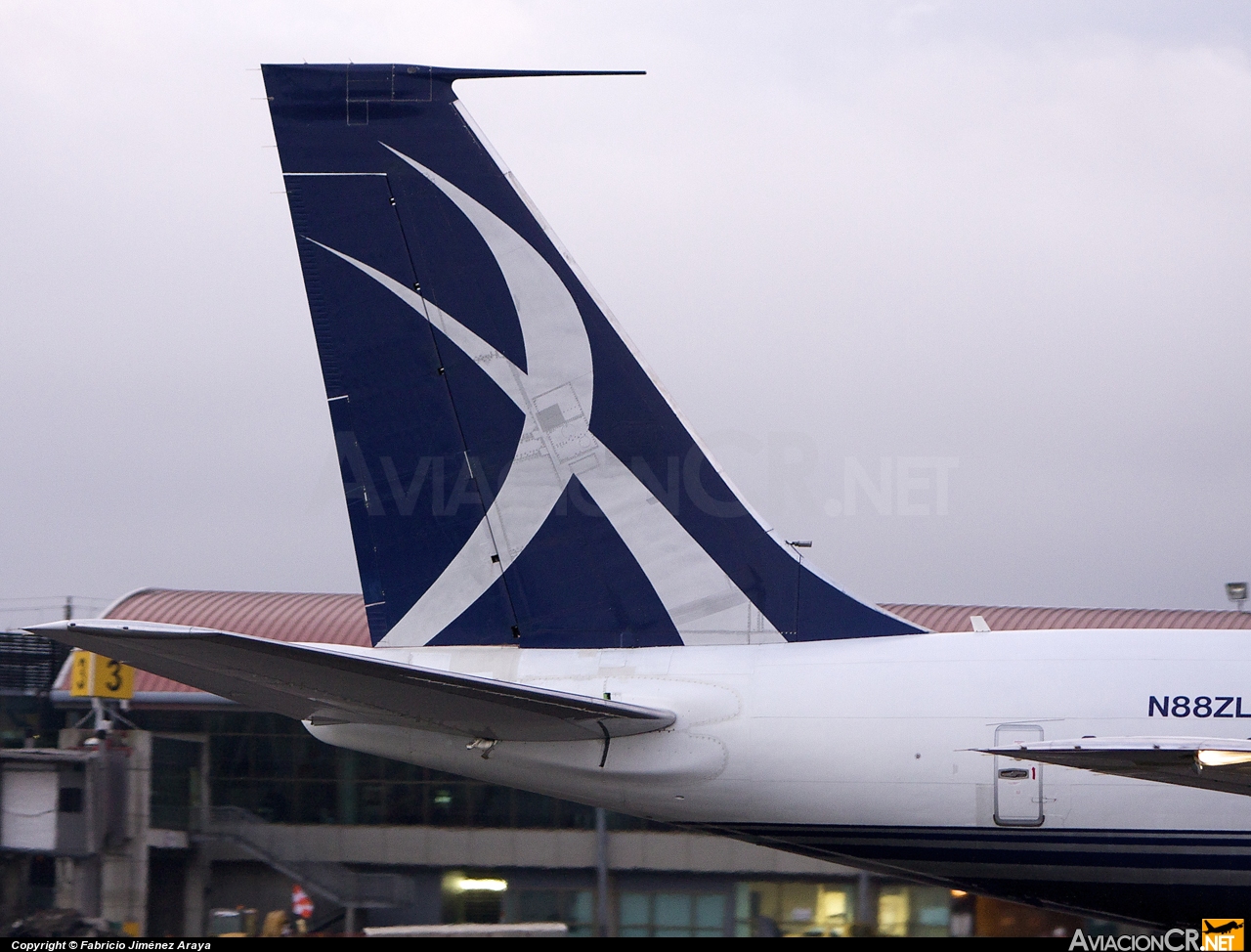 N88ZL - Boeing 707-330B - Privado