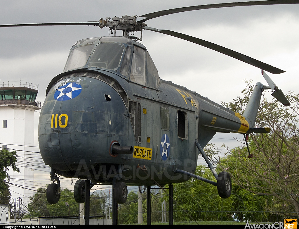FAG110 - Sikorsky UH-19B Chicasaw - Fuerza Aérea Guatemalteca