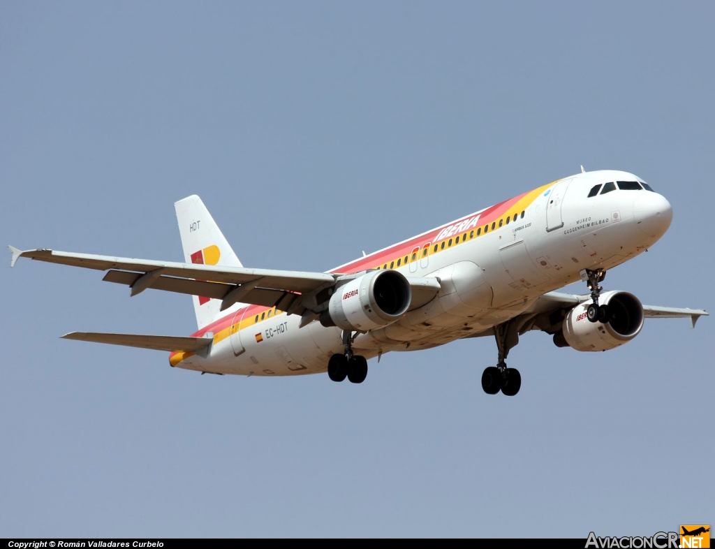 EC-HDT - Airbus A320-214 - Iberia