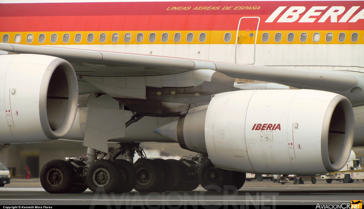 EC-JFX - Airbus A340-642 - Iberia