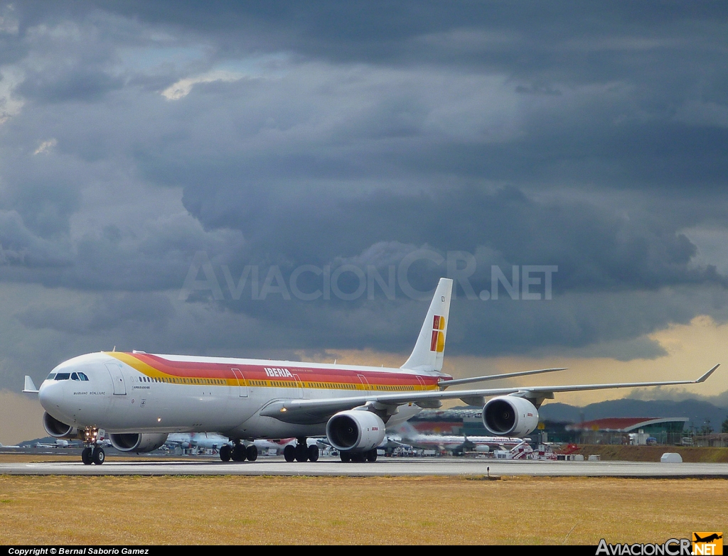 EC-IZX - Airbus A340-642 - Iberia