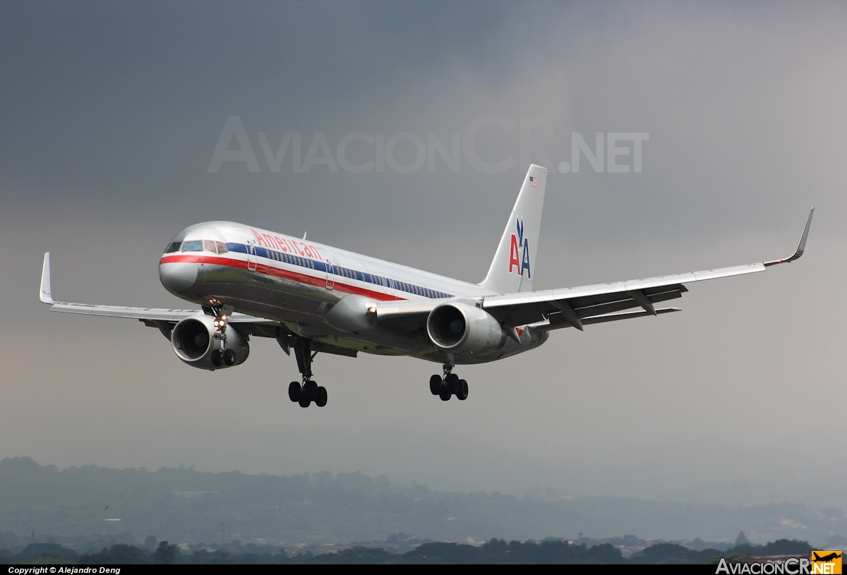 N699AN - Boeing 757-223 - American Airlines