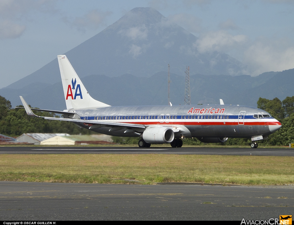 N958AN - Boeing 737-823 - American Airlines