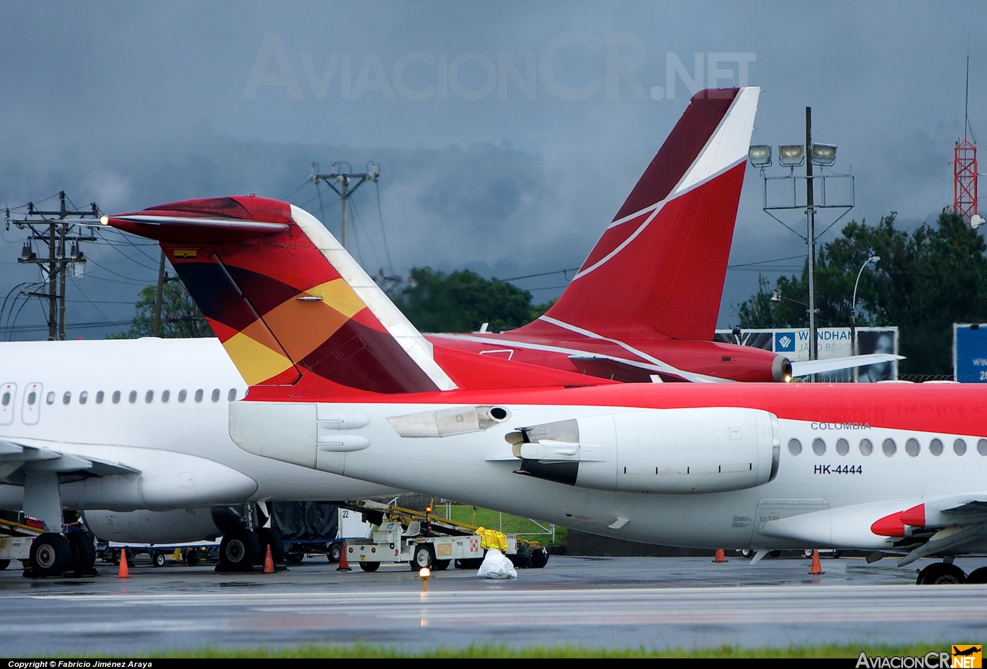 HK-4444 - Fokker 100 - Avianca Colombia