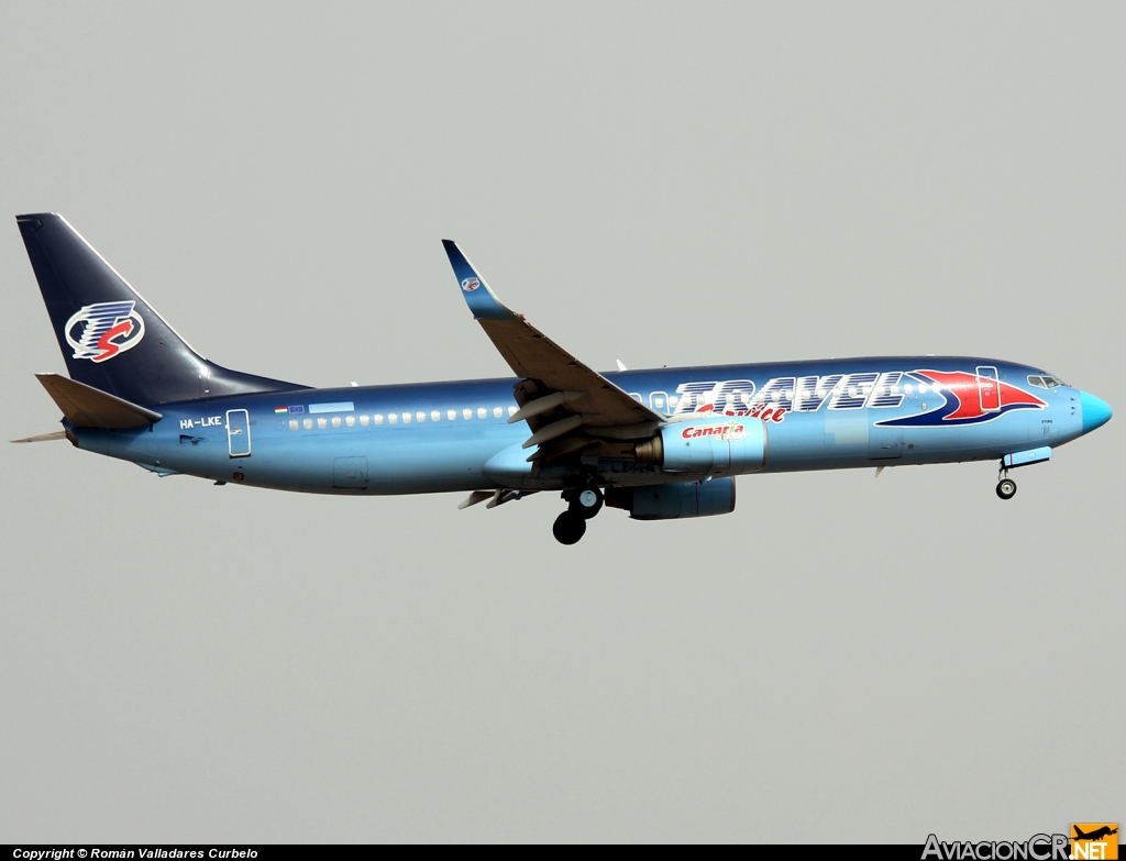 HA-LKE - Boeing 737-86Q - Travel Service