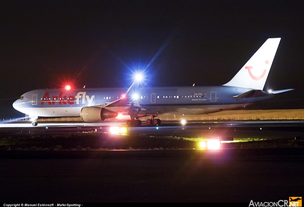 PH-OYE - Boeing 767-304/ER - ArkeFly