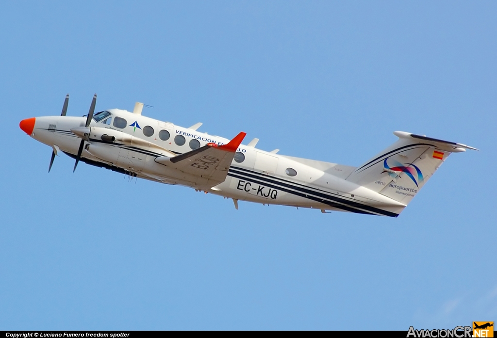 EC-KJQ -  Beech Super King Air 350 (B300) - SENASA